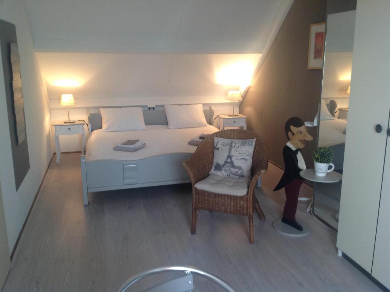 B&B De Tred Sneek Εξωτερικό φωτογραφία